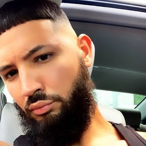 Meet your Posher, Rolando